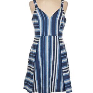 BCBGeneration Dress Pretty Size 8 M Blue Vacation